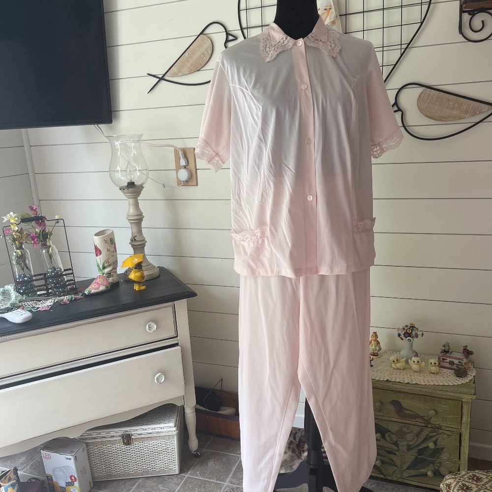 WOMEN'S PAJAMAS SIZE 36 VINTAGE